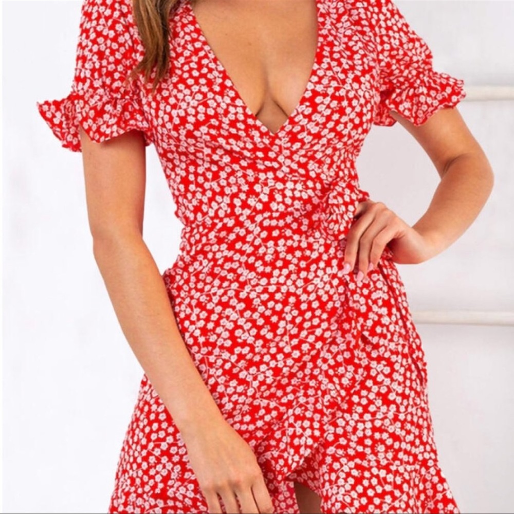 Red Floral V-Neck Wrap Dress - Picture 5 of 9